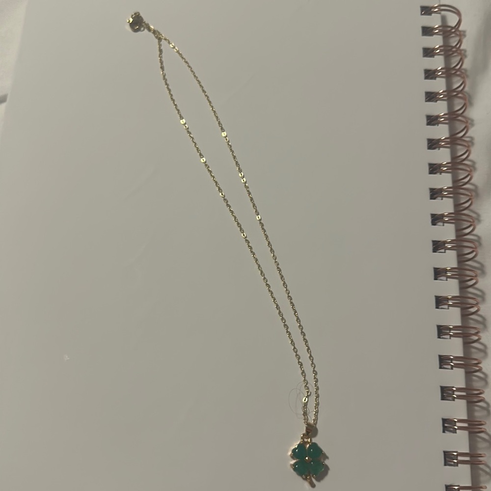 Four leaf clover necklace